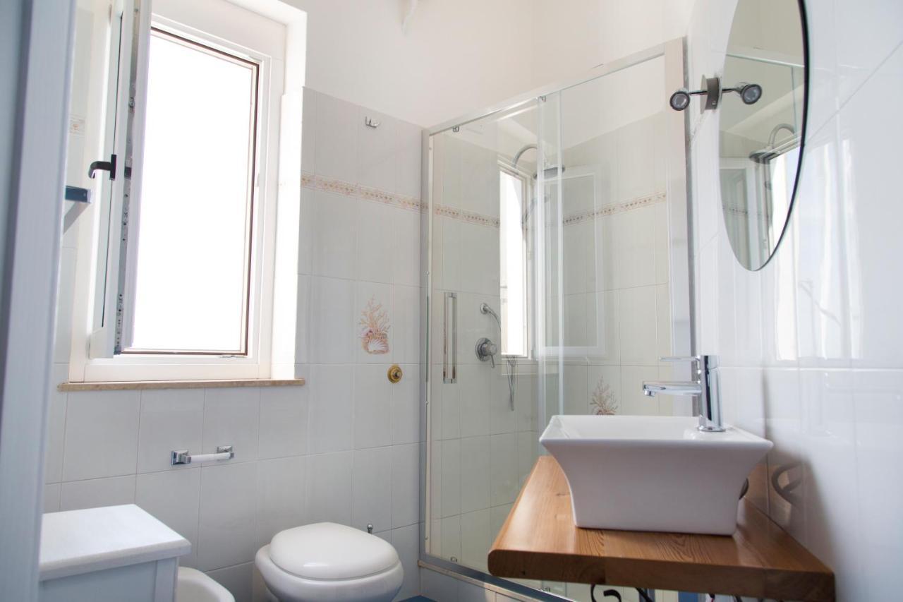 Nereidi Bed & Breakfast Santa Flavia Ngoại thất bức ảnh